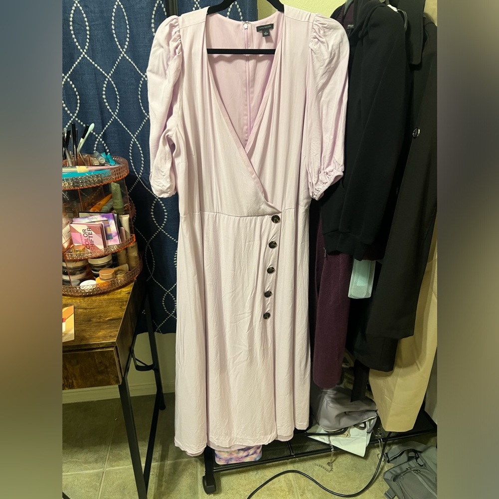 Button trim Ann Taylor Midi dress in lavendar.  Worn 2 times. Size 14